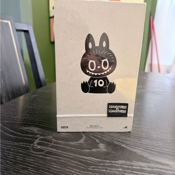 POP MART Other - 10th Anniversary Pendant